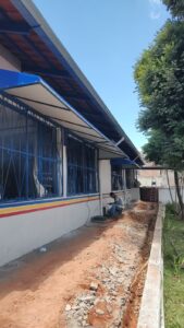 Fabricação e instalação de toldo